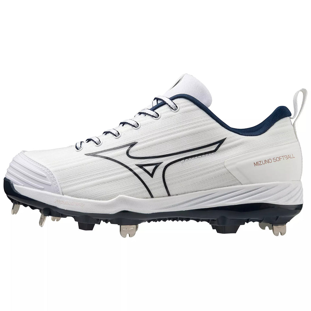 Mizuno Women's Sweep 6 Low Metal Fastpitch Softball Cleat
