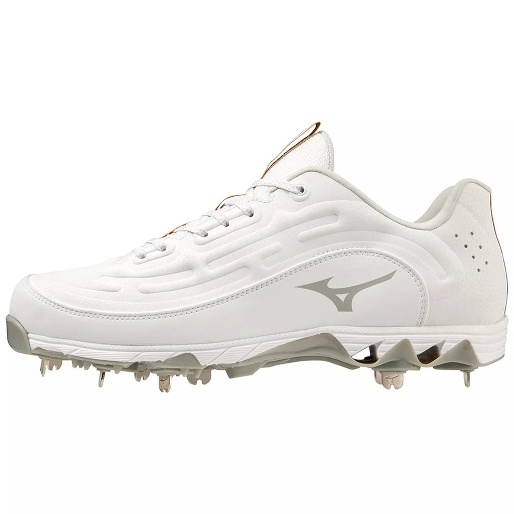 Mizuno Men's 9-Spike Ambition 3 Low Metal Baseball Cleat