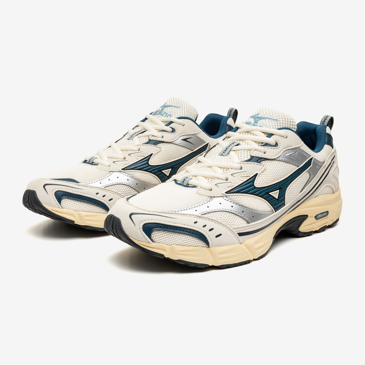 Mizuno Unisex MXR Sportstyle Sneaker Spring Tan Pack Running Shoes